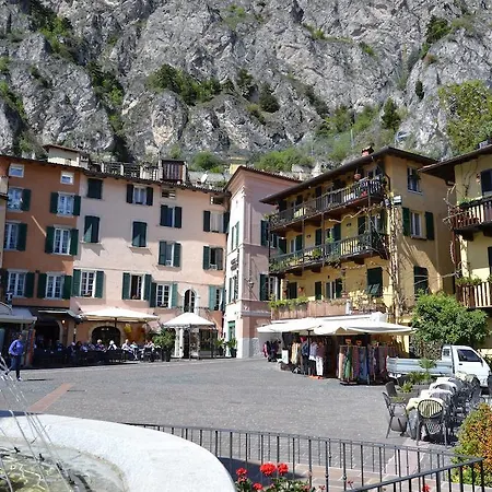 Garni Gianmartin リモーネ・スル・ガルダ